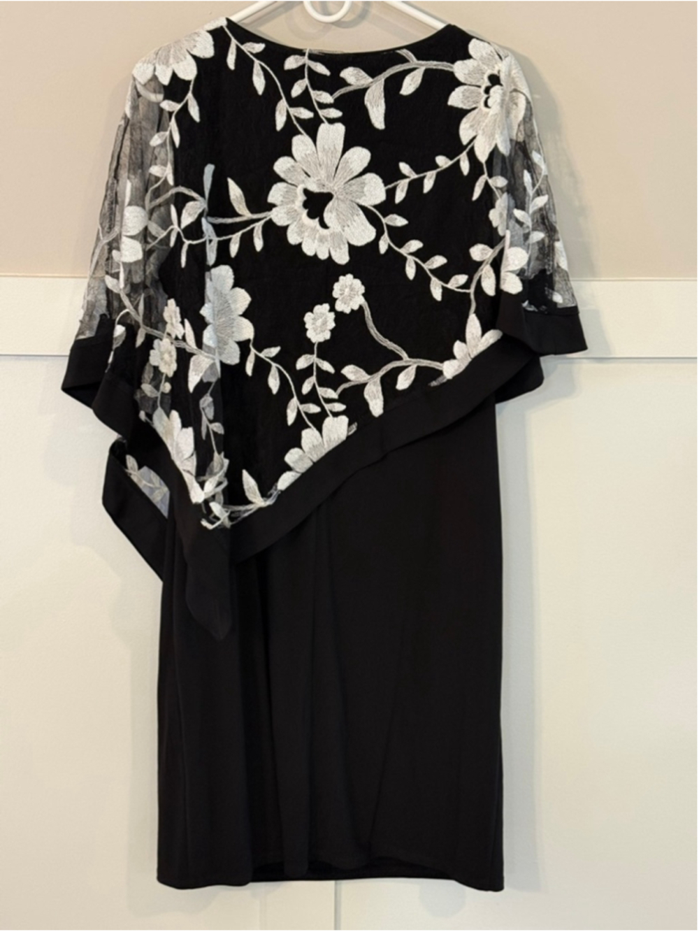 &M Richards Size 16 Black White Floral Embroidered Cape Overlay Dress